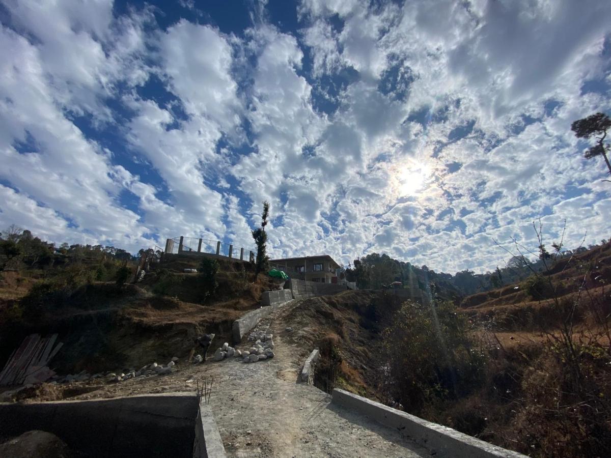 Brook Cottage Champawat Extérieur photo