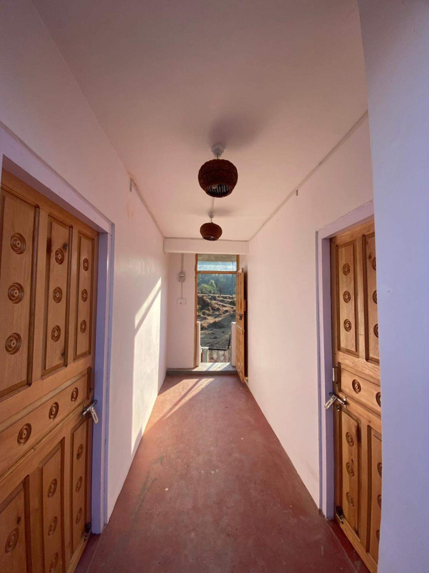 Brook Cottage Champawat Extérieur photo