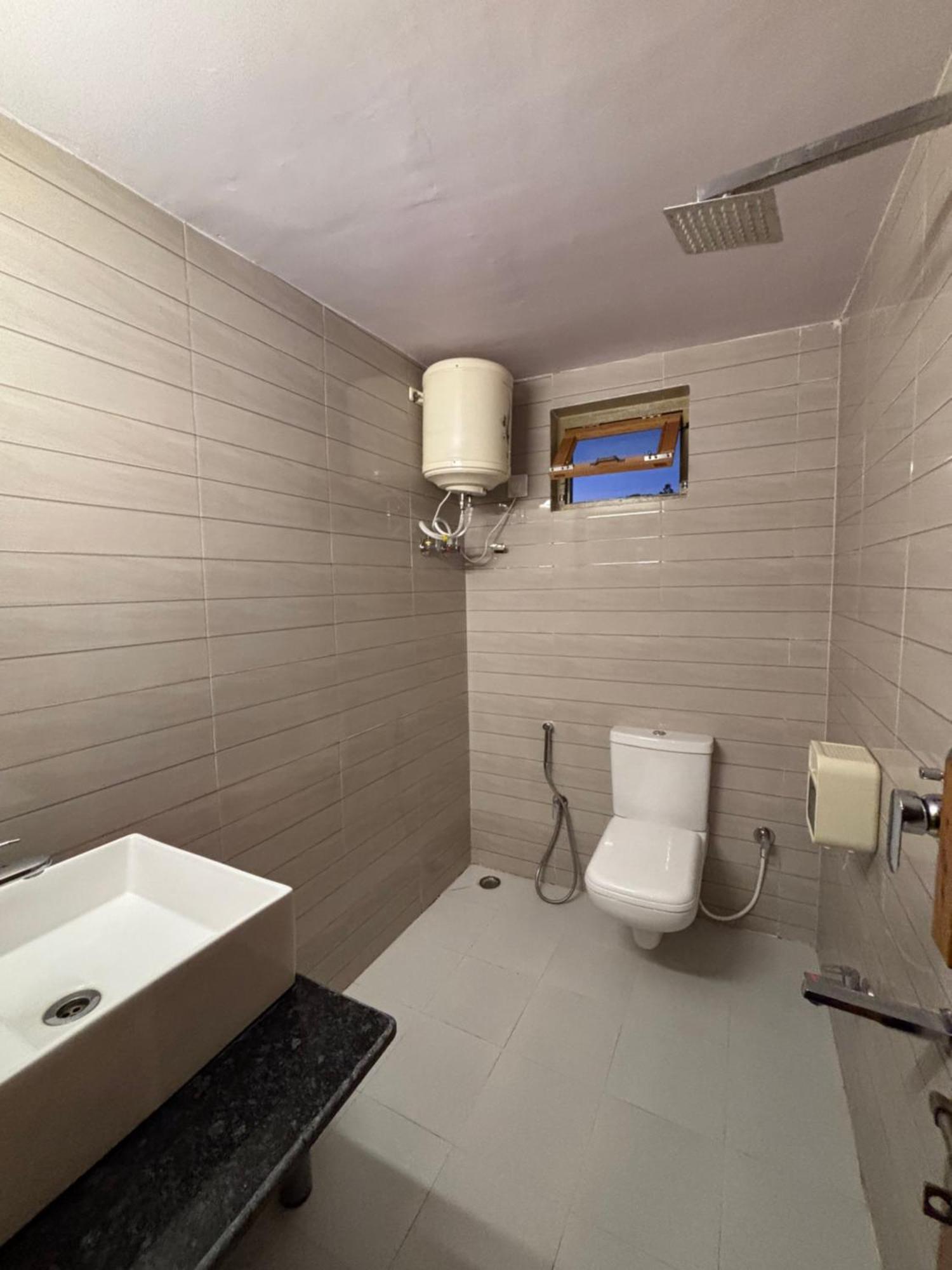 Brook Cottage Champawat Extérieur photo